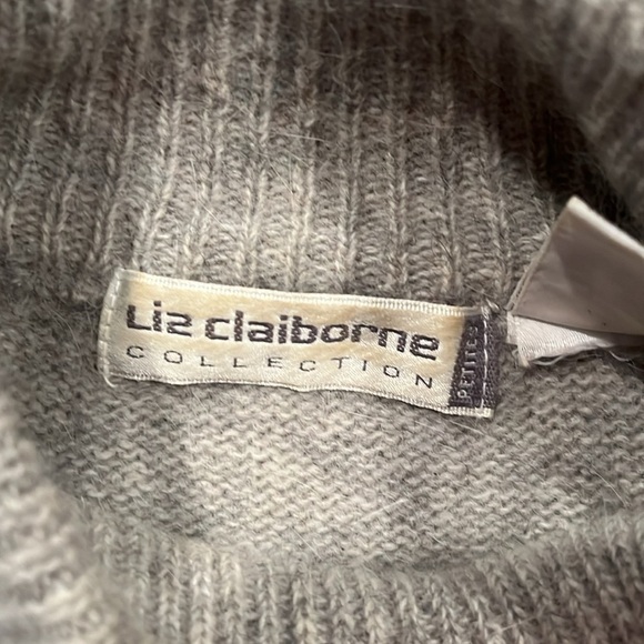 Vintage Liz Claiborne petite lambswool and angora blend argyle print sweater - Picture 7 of 9